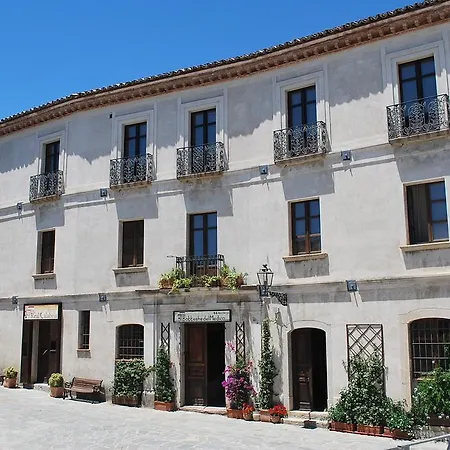 Botteghe Del Medico Santa Caterina dello Ionio